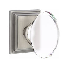 Load image into Gallery viewer, HAMPTON GLASS (HT) PRIVACY (BED/BATH) KNOB WITH 2-3/8" BACKSET AND 1/4" FACEPLATE AND STRIKEPLATE WITH TRADITIONAL ROSETTE