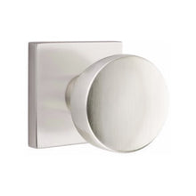 Load image into Gallery viewer, LAURENT (LAU) PRIVACY (BED/BATH) KNOB WITH 2-3/8" BACKSET AND 1/4" ROUND FACEPLATE AND STRIKEPLATE