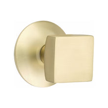 Load image into Gallery viewer, SQUARE (SQU) PRIVACY (BED/BATH) KNOB WITH 2-3/8" BACKSET AND 1/4" ROUND FACEPLATE AND STRIKEPLATE