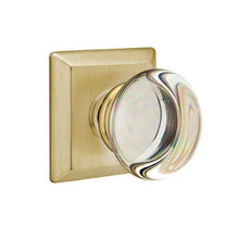 Load image into Gallery viewer, PROVIDENCE GLASS (PC) PASSAGE (HALL/CLOSET) KNOB WITH 2-3/8" BACKSET AND 1/4" ROUND FACEPLATE AND STRIKEPLATE