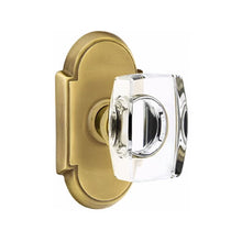 Load image into Gallery viewer, WINDSOR GLASS (WS) PRIVACY (BED/BATH) KNOB WITH 2-3/8" BACKSET AND 1/4" ROUND FACEPLATE AND STRIKEPLATE WITH TRADITIONAL ROSETTE