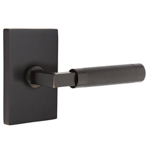 L-SQUARE KNURLED (LS.KN) PRIVACY (BED/BATH) LEVER WITH 2-3/8" BACKSET AND 1/4" ROUND FACEPLATE AND STRIKEPLATE