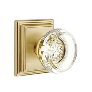 GEORGETOWN GLASS (GT) PRIVACY (BED/BATH) KNOB WITH 2-3/8" BACKSET AND 1/4" ROUND FACEPLATE AND STRIKEPLATE