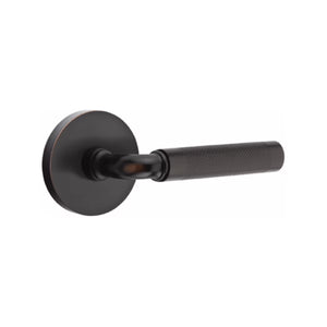 R-BAR KNURLED (RA.KN) PASSAGE (HALL/CLOSET) LEVER WITH 2-3/8" BACKSET AND 1/4" ROUND FACEPLATE AND STRIKEPLATE