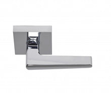Load image into Gallery viewer, TIBURON PASSAGE LEVER
