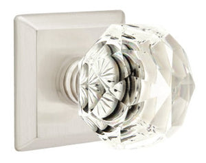DIAMOND GLASS (CK) PRIVACY (BED/BATH) KNOB WITH 2-3/8" BACKSET AND 1/4" ROUND FACEPLATE AND STRIKEPLATE