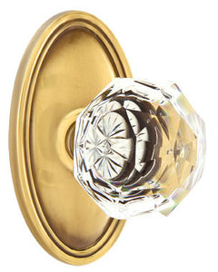 DIAMOND GLASS (CK) PRIVACY (BED/BATH) KNOB WITH 2-3/8" BACKSET AND 1/4" ROUND FACEPLATE AND STRIKEPLATE