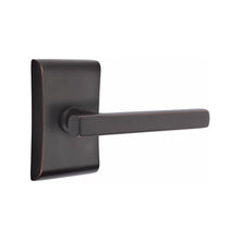 Load image into Gallery viewer, FREESTONE (FRL) PASSAGE (HALL/CLOSET) LEVER WITH 2-3/8&quot; BACKSET AND 1/4&quot; ROUND FACEPLATE AND STRIKEPLATE
