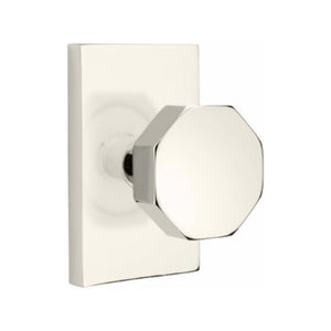 OCTAGON (OCT) PRIVACY (BED/BATH) KNOB WITH 2-3/8" BACKSET AND 1/4" ROUND FACEPLATE AND STRIKEPLATE