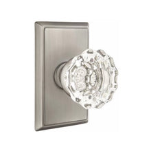 Load image into Gallery viewer, ASTORIA GLASS (AS) PRIVACY (BED/BATH) KNOB WITH 2-3/8&quot; BACKSET AND 1/4&quot; ROUND FACEPLATE AND STRIKEPLATE

