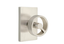 Load image into Gallery viewer, SPOKE (SPK) PRIVACY (BED/BATH) KNOB WITH 2-3/8&quot; BACKSET AND 1/4&quot; ROUND FACEPLATE AND STRIKEPLATE

