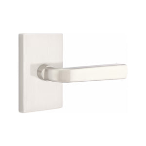 SION (SIO) PRIVACY (BED/BATH) LEVER WITH 2-3/8" BACKSET AND 1/4" ROUND FACEPLATE AND STRIKEPLATE