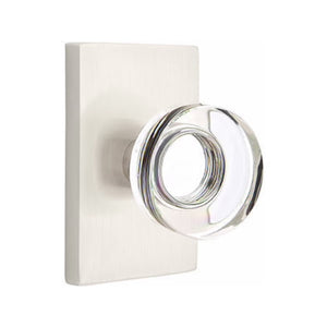 MODERN DISC GLASS (MDC) PRIVACY (BED/BATH) KNOB WITH 2-3/8" BACKSET AND 1/4" ROUND FACEPLATE AND STRIKEPLATE