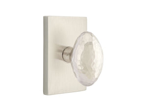 HAMMERED EGG (HE) PRIVACY (BED/BATH) KNOB WITH 2-3/8" BACKSET AND 1/4" ROUND FACEPLATE AND STRIKEPLATE