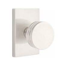 Load image into Gallery viewer, BERN (BN) PASSAGE (HALL/CLOSET) KNOB WITH 2-3/8&quot; BACKSET AND 1/4&quot; ROUND FACEPLATE AND STRIKEPLATE
