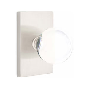 BRISTOL GLASS (BL) PASSAGE (HALL/CLOSET) KNOB WITH 2-3/8" BACKSET AND 1/4" ROUND FACEPLATE AND STRIKEPLATE WITH MODERN ROSETTE