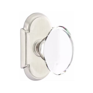 HAMPTON GLASS (HT) PASSAGE (HALL/CLOSET) KNOB WITH 2-3/8" BACKSET AND 1/4" FACEPLATE AND STRIKEPLATE WITH TRADITIONAL ROSETTE