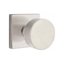 Load image into Gallery viewer, ROUND (ROU) KEY IN KNOB LOCKSET WITH 2-3/8&quot; BACKSET AND 1/4&quot; ROUND FACEPLATE AND STRIKEPLATE
