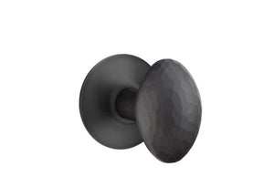 HAMMERED EGG (HE) PASSAGE (HALL/CLOSET) KNOB WITH 2-3/8" BACKSET AND 1/4" ROUND FACEPLATE AND STRIKEPLATE