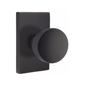 LAURENT (LAU) PRIVACY (BED/BATH) KNOB WITH 2-3/8" BACKSET AND 1/4" ROUND FACEPLATE AND STRIKEPLATE