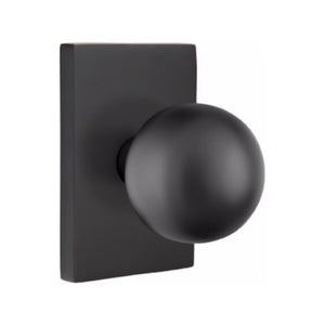 ORB (OR) PRIVACY (BED/BATH) KNOB WITH 2-3/8" BACKSET AND 1/4" ROUND FACEPLATE AND STRIKEPLATE