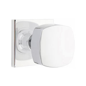FREESTONE (FRK) PASSAGE (HALL/CLOSET) KNOB WITH 2-3/8" BACKSET AND 1/4" ROUND FACEPLATE AND STRIKEPLATE