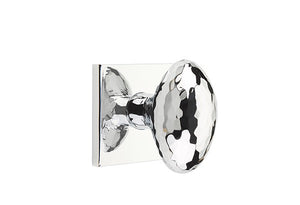 HAMMERED EGG (HE) PRIVACY (BED/BATH) KNOB WITH 2-3/8" BACKSET AND 1/4" ROUND FACEPLATE AND STRIKEPLATE