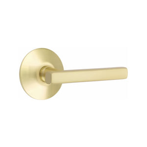 FREESTONE (FRL) PASSAGE (HALL/CLOSET) LEVER WITH 2-3/8" BACKSET AND 1/4" ROUND FACEPLATE AND STRIKEPLATE
