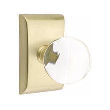 Load image into Gallery viewer, BRISTOL GLASS (BL) PRIVACY (BED/BATH) KNOB WITH 2-3/8&quot; BACKSET AND 1/4&quot; ROUND FACEPLATE AND STRIKEPLATE WITH MODERN ROSETTE
