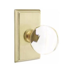 BRISTOL GLASS (BL) PRIVACY (BED/ BATH) KNOB WITH 2-3/8" BACKSET AND 1/4" ROUND FACEPLATE AND STRIKEPLATE WITH TRADITIONAL ROSETTE