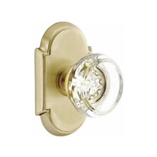 Load image into Gallery viewer, GEORGETOWN GLASS (GT) PRIVACY (BED/BATH) KNOB WITH 2-3/8&quot; BACKSET AND 1/4&quot; ROUND FACEPLATE AND STRIKEPLATE
