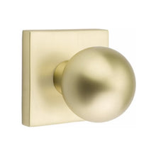 Load image into Gallery viewer, ORB (OR) PASSAGE (HALL/CLOSET) KNOB WITH 2-3/8&quot; BACKSET AND 1/4&quot; ROUND FACEPLATE AND STRIKEPLATE
