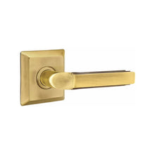 Load image into Gallery viewer, MILANO (M) PASSAGE (HALL/CLOSET) LEVER WITH 2-3/8&quot; BACKSET AND 1/4&quot; ROUND FACEPLATE AND STRIKEPLATE
