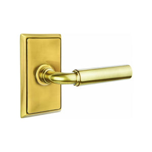 MANNING (MNG) PASSAGE (HALL/CLOSET) LEVER WITH 2-3/8" BACKSET AND 1/4" ROUND FACEPLATE AND STRIKEPLATE
